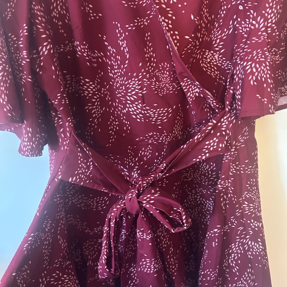 Elegant Maroon Romper - Picture 5 of 11